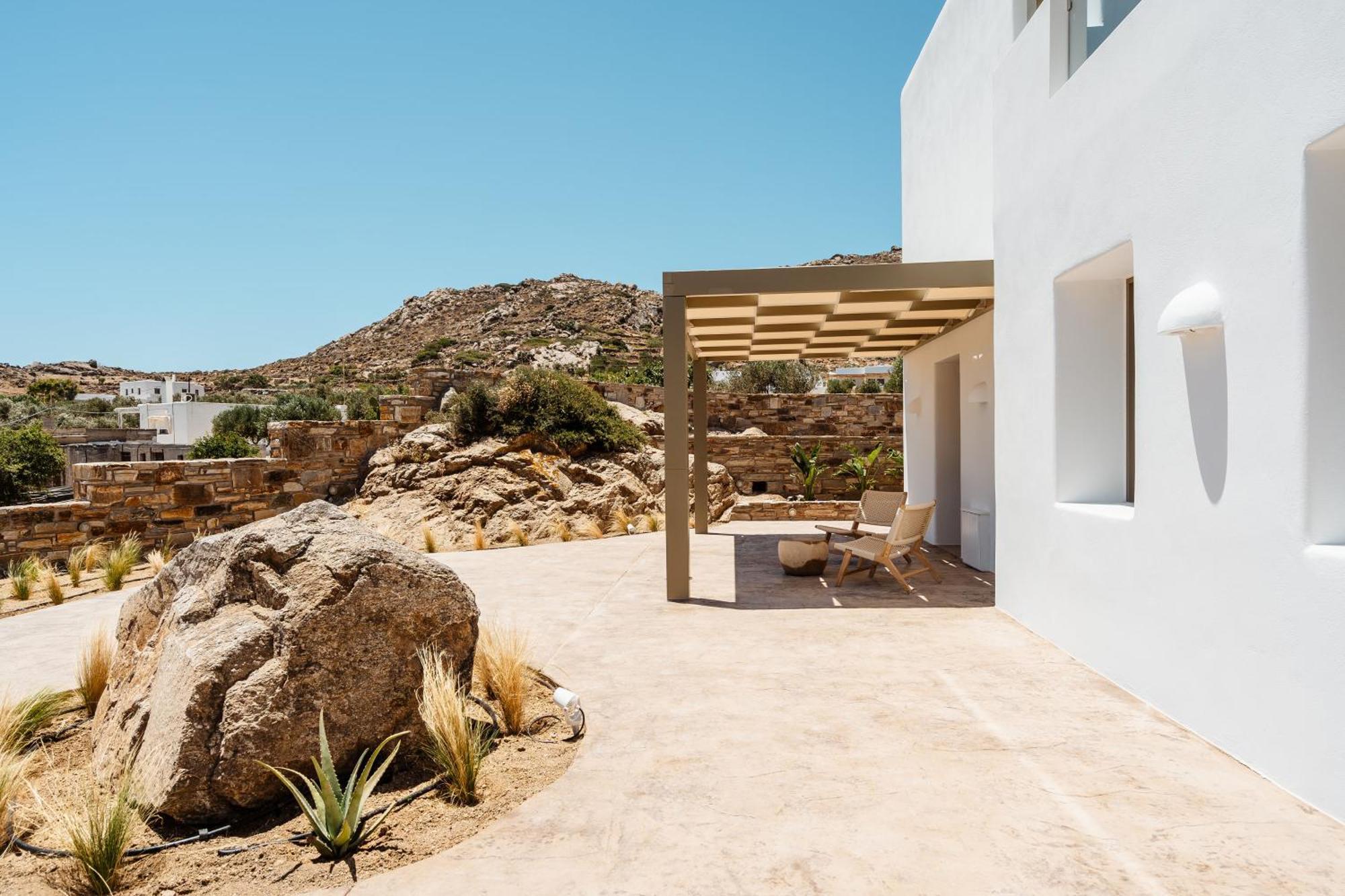 Thalelion 3 Bedroom With Private Pool And Jacuzzi Naxos City